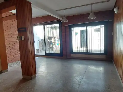 Depto Tipo Casa en Alquiler en Olivos, $ 1.600.000