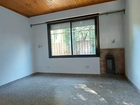 PH Tipo Casa 4 Ambientes con dependencia, Olivos