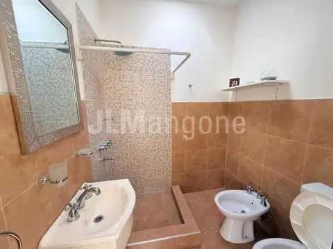 Depto Tipo Casa 2 ambientes con 1 baño