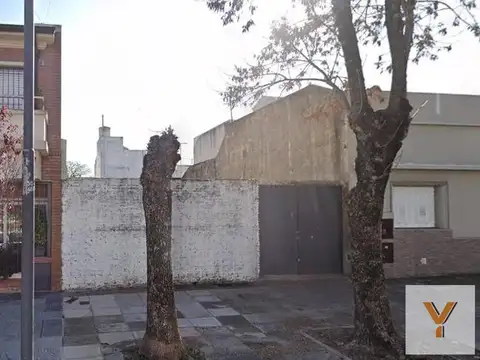 Terreno en Venta en Parque Avellaneda, USD 155.000