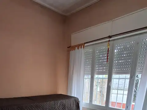 Esteban Echeverria 100