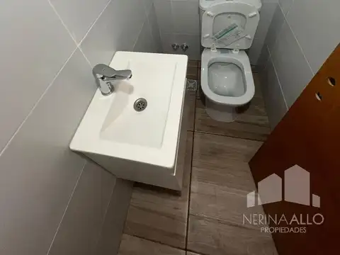 Depto Tipo Casa en Venta en Castelar Sur, USD 90.000