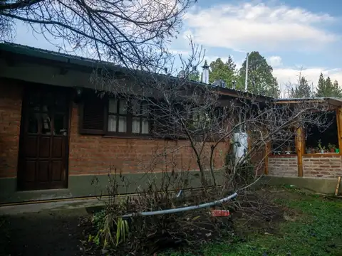 Callejón Las Moras 100