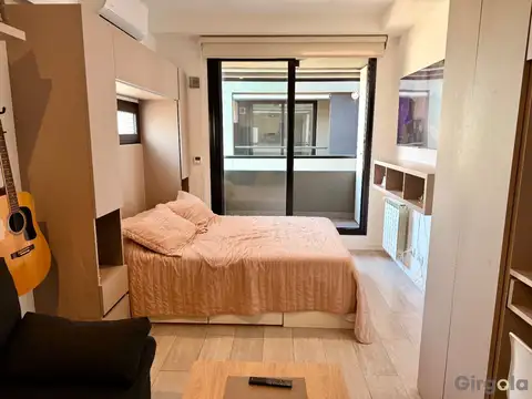 Av. Alvarez Thomas 900