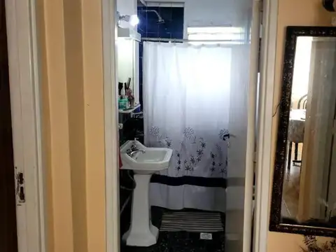 Casa en Ciudadela 220m2 totales 2 unid. Con entradas indep.