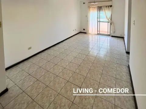 Saavedra 2300, Piso 8