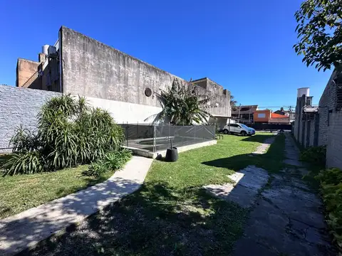 Terreno en Venta, FOS 60