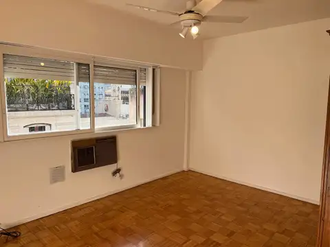 Esmeralda 800, Piso 8