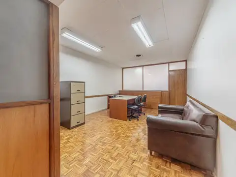 Oficina 2 ambientes con 1 baño