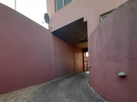 Cochera cubierta en subsuelo