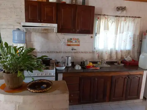 Casa 3 ambientes con 2 baños