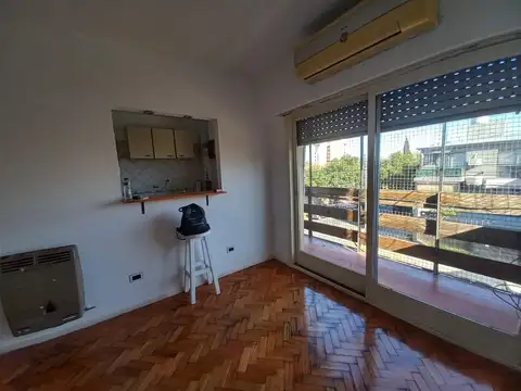 Departamento 3 ambientes con 1 baño