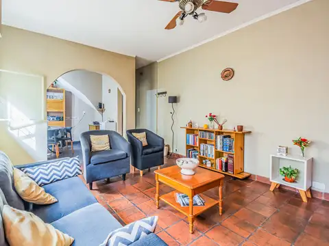 Depto Tipo Casa en Venta de 4 ambientes