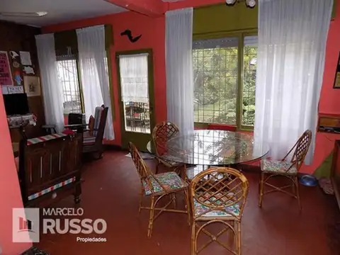 Casa en Venta con 1 cochera