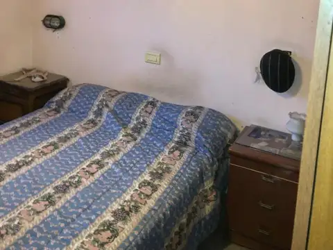 Casa 3 amb. sobre dos lotes