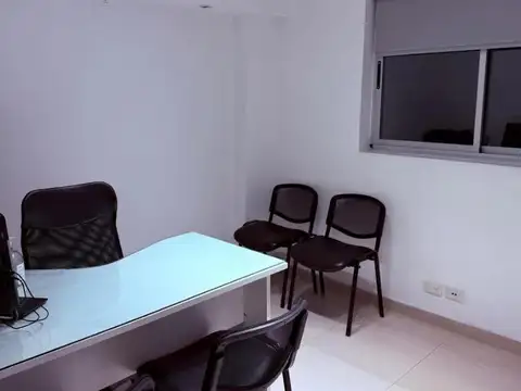 Oficina 3 ambientes con 1 baño