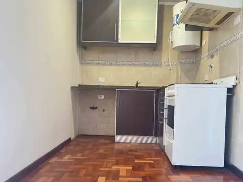 VENTA! 1 AMB. AMPLIO DIVIDO 34MTS + BALCON CORRIDO