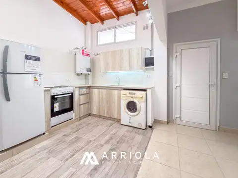 Depto Tipo Casa 2 ambientes con 1 baño