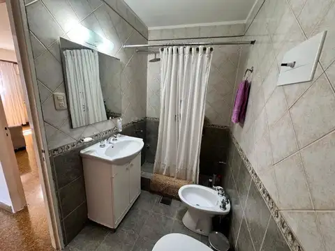 Departamento en Venta en Policlinico, USD 75.000