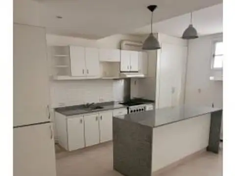 Depto Tipo Casa 4 ambientes con 2 baños