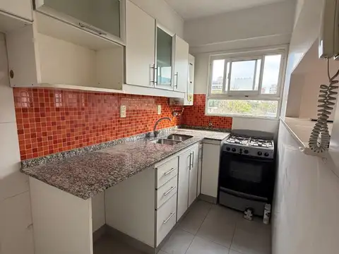 Mendoza 1200, Piso 4