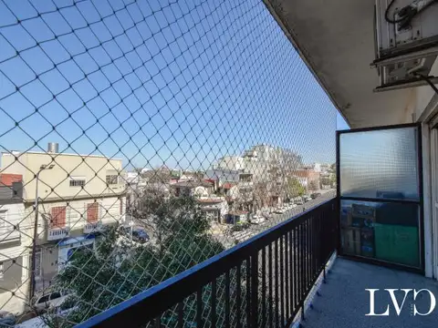 VENTA DEPARTAMENTO 3 AMBIENTES, EN BOEDO.