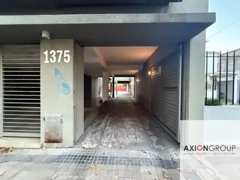 67 E/ 22 Y 23- COCHERA DESCUBIERTA