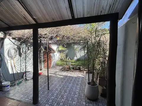 Depto Tipo Casa en Venta en San Antonio de Padua, USD 119.900