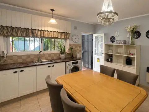 Depto Tipo Casa 4 ambientes con 1 baño