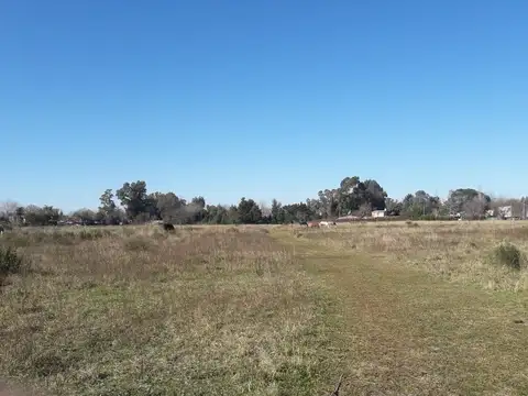 Terreno en Venta en Villa Rosa, USD 3.000.000