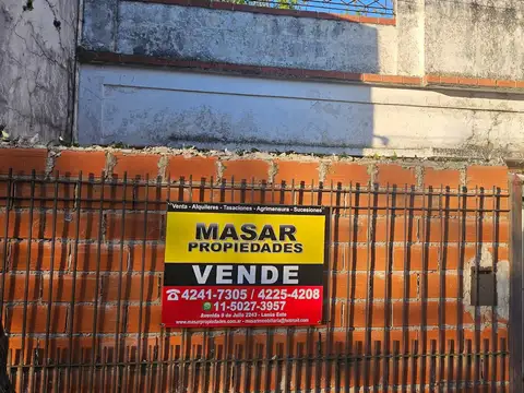 Casa a reciclar U$s 45000 Ituzaingo al 3100 - FINANCIA 50%.