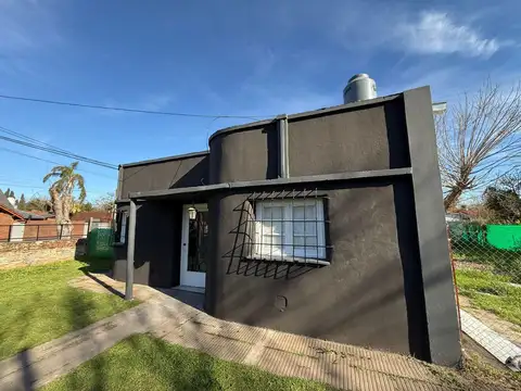 Casa en Alquiler en Funes, $ 500.000