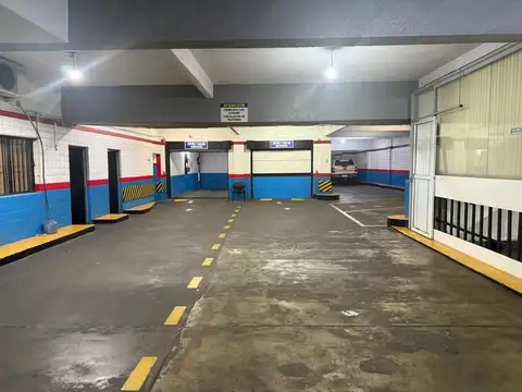 VENTA DE COCHERA FIJA EN SARMIENTO 1900 BALVANERA