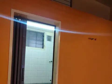 Local en Alquiler en Centro Comercial.