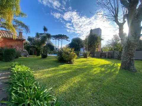 Venta Casa El Cortijo 5 amb. GRAN LOTE c Pileta