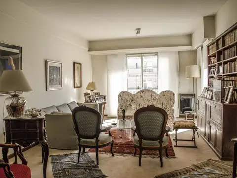 Departamento en Venta con 2 cocheras