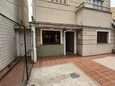 Depto Tipo Casa en Alquiler de 2 dormitorios