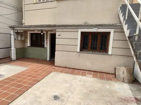 Depto Tipo Casa en Alquiler en Gerli, $ 700.000