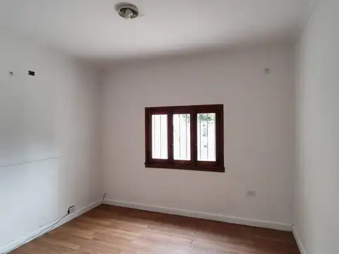 PH 3 Ambientes en planta baja con cochera y patio