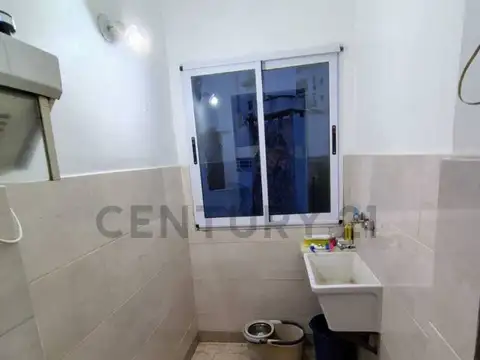PH con 3 dormitorios en diagonal 107 - Plaza Olazabal - SIN EXPENSAS  - Posible APTO BANCO