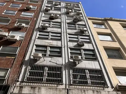 Oficina en venta y alquiler en Microcentro de 117 m2