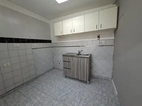 ALQUILER - 3 AMBIENTES - SIN EXPENSAS