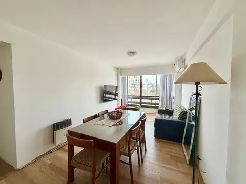 Piso exclusivo Remodelado en Pichincha