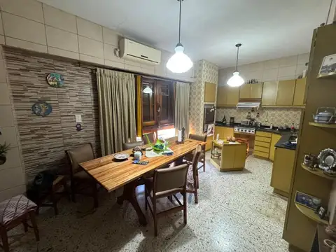 Casa en Venta en Haedo, USD 225.000