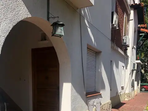 Depto Tipo Casa en Venta en Olivos, USD 150.000