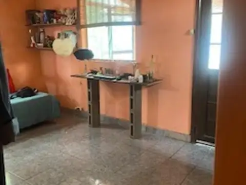 CASA EN EL CENTRO DE LA REJA ESCRITURA