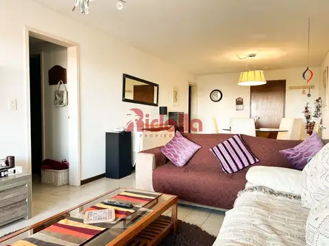 Departamento 3 ambientes con 2 baños