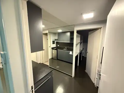 VENTA/ALQUILER  -Oficina de 95Mts. C/Cochera - Cabildo 600 -