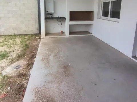 VENDO DUPLEX 3 DORMITORIOS EN DOCTA ETAPA 4