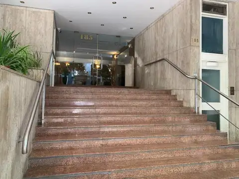 Departamento 5 ambientes luminoso 